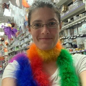 Meet your Posher, Alexandra